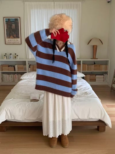 海毛質感開領條紋上衣12