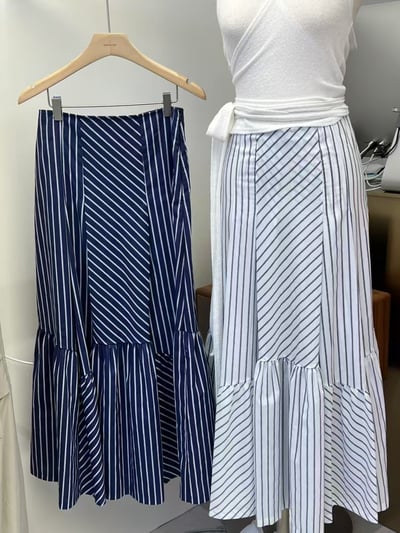 腰身特殊剪裁條紋散擺長裙6