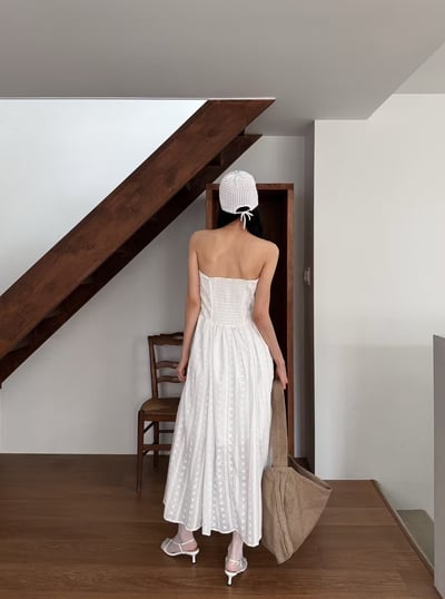 度假必備平口蕾絲雕花長洋裝10