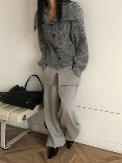 大翻領羊角扣柔軟針織外套6