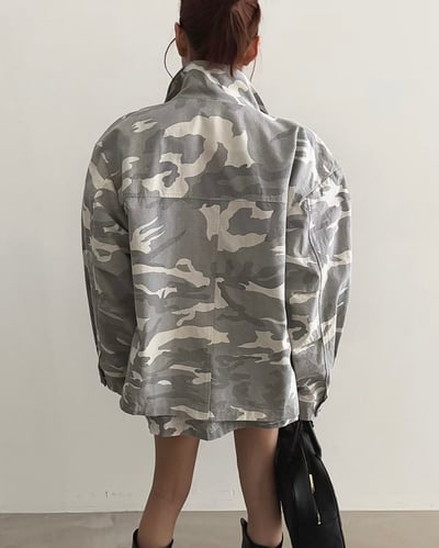 街頭迷彩落肩寬版外套5