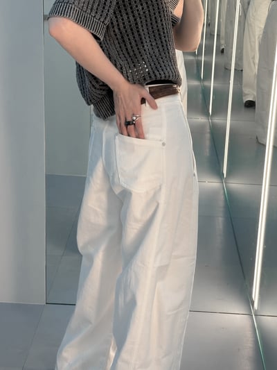 鉚釘設計反摺褲管附腰帶牛仔長褲10