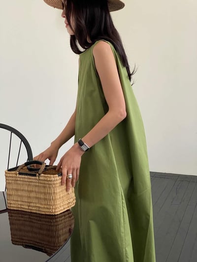 後開叉素面棉質背心洋裝11