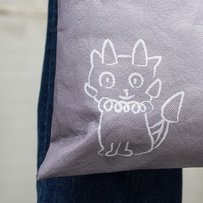 長得特別隨便的犼太郎 杜邦紙托特袋4