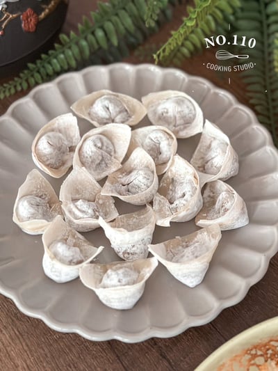 5/16(六) 眷村麵食館系列四_韭黃鍋貼+北京蔥油餅+蒸餃+餛飩 / 陳聖天老師5