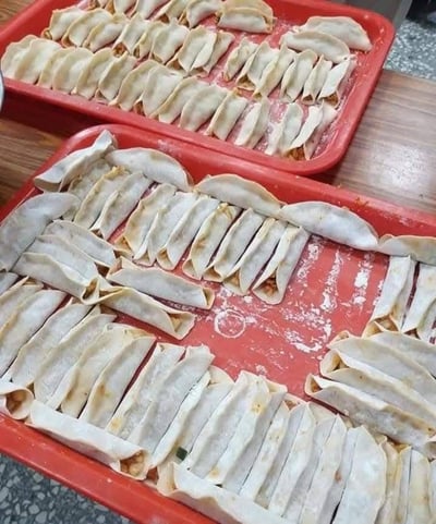 5/7(四) A班 蝦仁肉圓+泡菜脆皮鍋貼+酸白菜水餃 / 陳琪琮老師6