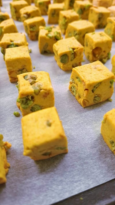 3/10(二) B班  ㄧ口脆脆堅果酥 / 羅因生老師3