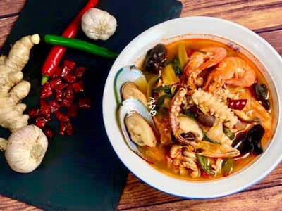 5/4(一)  A班 韓式中華料理～海鮮炒碼麵+糖醋肉 / 愛香老師2