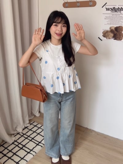 Look5排釦小花背心+直筒牛仔長褲1