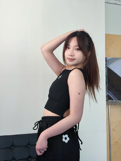 露背十字短版背心3