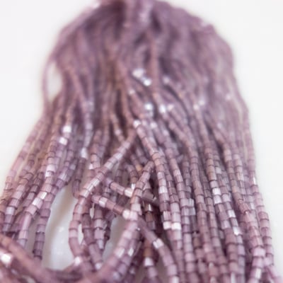 2 CUT BEADS 11°2