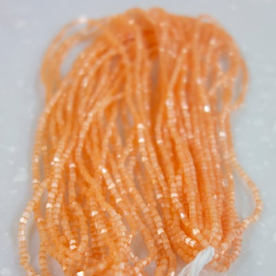 2 CUT BEADS 11°－馬卡龍6