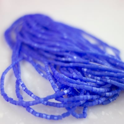 2 CUT BEADS 11°4