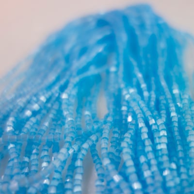 2 CUT BEADS 11°－馬卡龍18