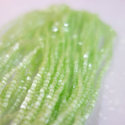 2 CUT BEADS 11°－馬卡龍15