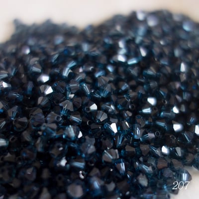 SWAROVSKI 5301 4MM 菱形10-顆8