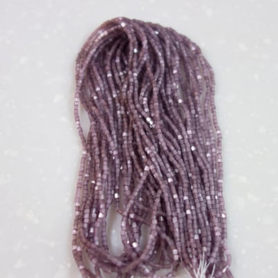2 CUT BEADS 11°3