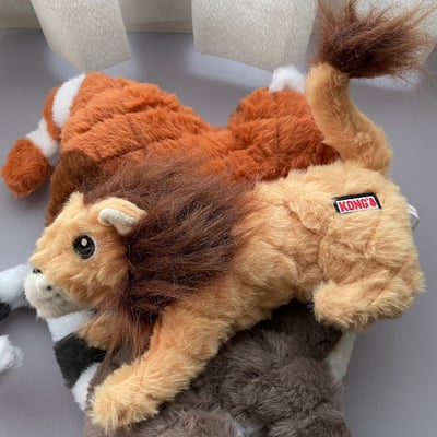 KONG Scampers 擬真野生動物玩具4