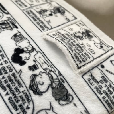 Peanuts Crinkly Book Toy 史努比漫畫玩具（藏食、嗅聞、啾啾、脆脆）3