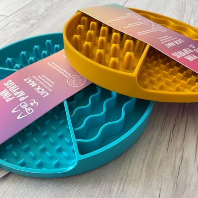 Pink Papyrus Lick Mat 慢食舔食盤9