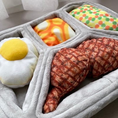 Firsco 雞腿便當玩具（藏食、嗅聞、覓食、啾啾、脆脆）4