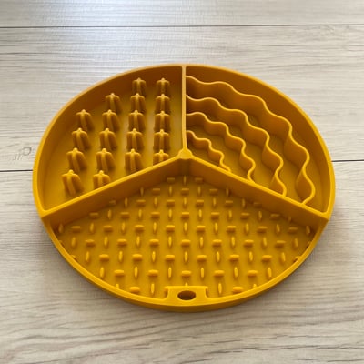 Pink Papyrus Lick Mat 慢食舔食盤12