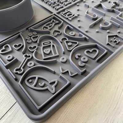 Tails & Tales Licking Mat 加大版六宮格舔食墊10