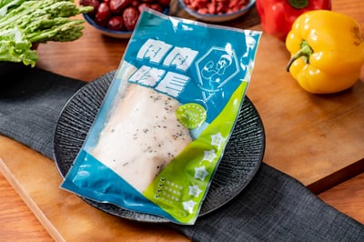 舒肥嫩雞胸-義式胡椒 180g/包│肉肉隊長│特有辛香料與義式香草創造迷人香氣 │ 宵夜/備餐/低脂/野餐/露營3