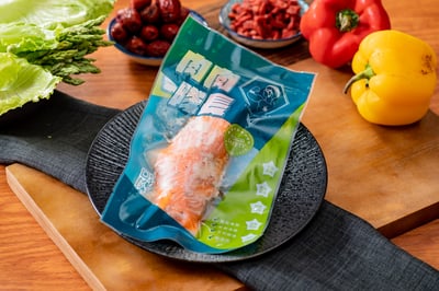 舒肥菲力鮭魚 - 原味海鹽 100g/包│肉肉隊長│嚴選頂級菲力鮭魚 / 脂肪低含豐富的EPA、DHA│ 宵夜/備餐/低脂/野餐/露營3