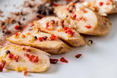 舒肥嫩雞胸隨手包-辣口香蒜 100g/包│肉肉隊長│濃郁蒜香讓口感中帶點微微辣口 │ 宵夜/備餐/低脂/野餐/露營2