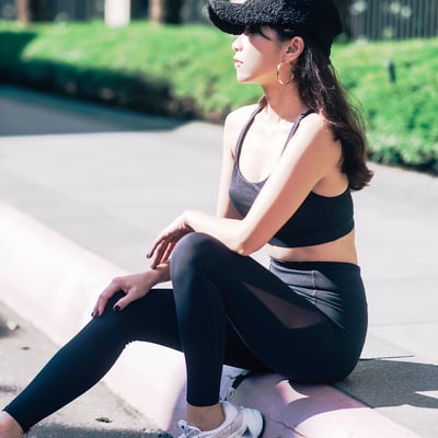 美麗飛側邊網紗九分設計款翹臀褲(大腿側邊網紗款)-閃鑽黑2