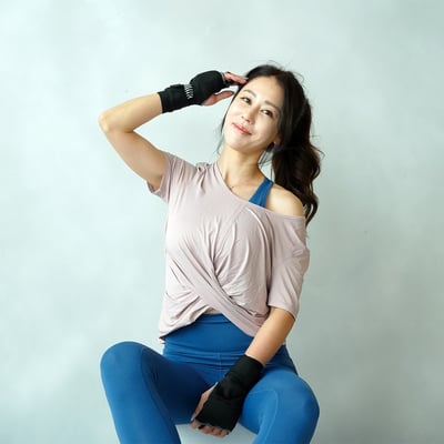 美麗飛涼感短袖前打結T-SHIRT5