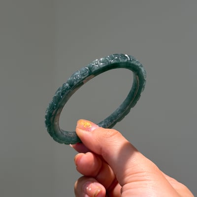 瓜料 藍水翡翠滿花雕刻方鐲561