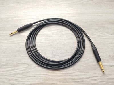 吉他/BASS導線=[VAN DAMME/268-011-000]+[NEUTRIK鍍金/TS+TS-L]1