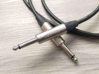 吉他/BASS導線=[MOGAMI/2524]+[NEUTRIK/TS+TS-L]4