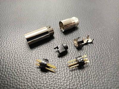 台製MINI-XLR / 3(4) PIN / 公母頭3