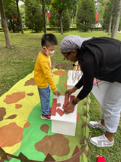 2-10歲 【童話主題系列】三隻小豬蓋房子13