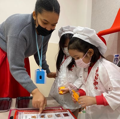 超早鳥優惠！7/6-7/10 【4-6歲6-12歲｜外師全美語夏令營】餐廳經營小達人 x 實驗 x 烘焙 ｘ角色扮演 x 實境體驗10