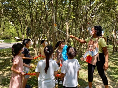 超早鳥優惠！8/3-8/7 | 8/17-8/21【4-6歲6-12歲｜外師全美語夏令營】勇闖活力運動島：趣味挑戰與冒險 x 實驗 x 烘焙 ｘ角色扮演 x 實境體驗17