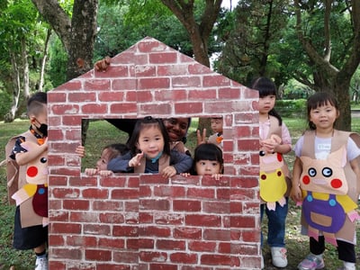 2-10歲 【童話主題系列】三隻小豬蓋房子5