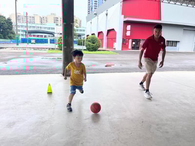 早鳥優惠！7/27-7/31 | 8/3-8/7【5-10歲｜外師全美語夏令營】陽光小將出任務：活力足球挑戰營 x 實驗 ｘ角色扮演 x 實境體驗15