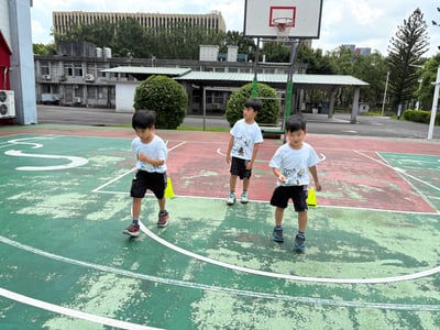 早鳥優惠！7/20-7/24 | 8/10-8/14【4-6歲6-12歲｜外師全美語夏令營】熱血小小籃球員：球場挑戰特訓營 x 實驗 ｘ角色扮演 x 實境體驗5