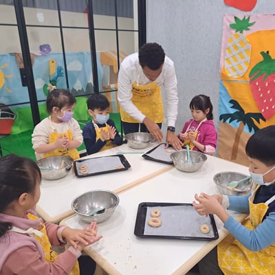 2-6歲親子｜4-10歲獨立【五感烘焙課】外師全美語｜北車中山教室｜美食料理 Ｘ親子共學Ｘ多元啟蒙2