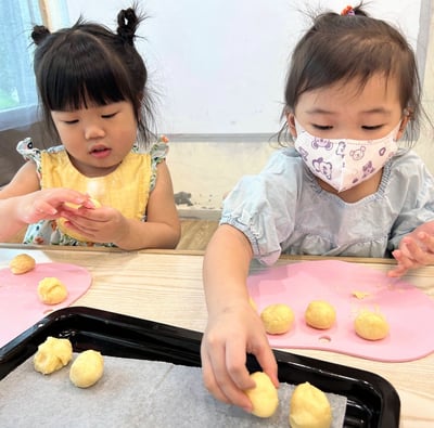 超早鳥優惠！7/6-7/10 【4-6歲6-12歲｜外師全美語夏令營】餐廳經營小達人 x 實驗 x 烘焙 ｘ角色扮演 x 實境體驗21