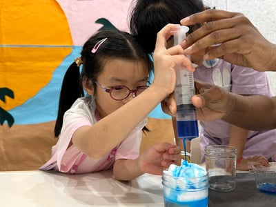 1/26~1/30 大安【5-10歲｜外師全美語冬令營】瘋狂實驗室 : 科學實驗探索營 x 實驗 x 烘焙 ｘ角色扮演 x 實境體驗20