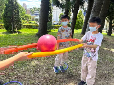 超早鳥優惠！8/3-8/7 | 8/17-8/21【4-6歲6-12歲｜外師全美語夏令營】勇闖活力運動島：趣味挑戰與冒險 x 實驗 x 烘焙 ｘ角色扮演 x 實境體驗7