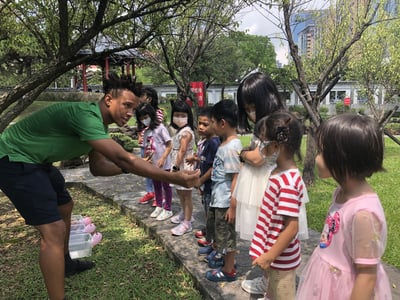 2-10歲 【童話主題系列】三隻小豬蓋房子9