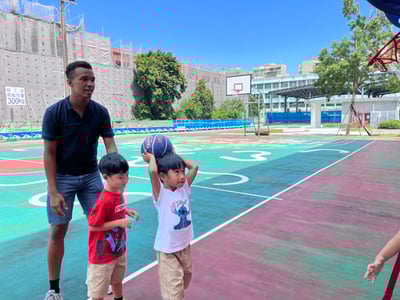 早鳥優惠！7/20-7/24 | 8/10-8/14【4-6歲6-12歲｜外師全美語夏令營】熱血小小籃球員：球場挑戰特訓營 x 實驗 ｘ角色扮演 x 實境體驗6