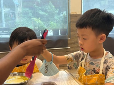 【超早鳥優惠！10/15止】4-12歲｜外師全美語冬令營｜Pokémon GO 探險隊：實驗 × 烘焙 × 角色扮演 × 實境體驗18