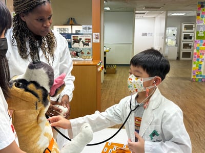 3-10歲【亞洲寵物博物館特別合作】白袍天使小獸醫5